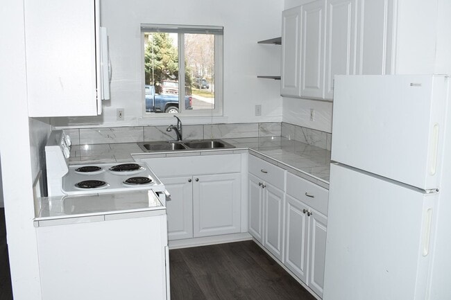 400-404 La Rue Ave in Reno, NV - Building Photo - Building Photo