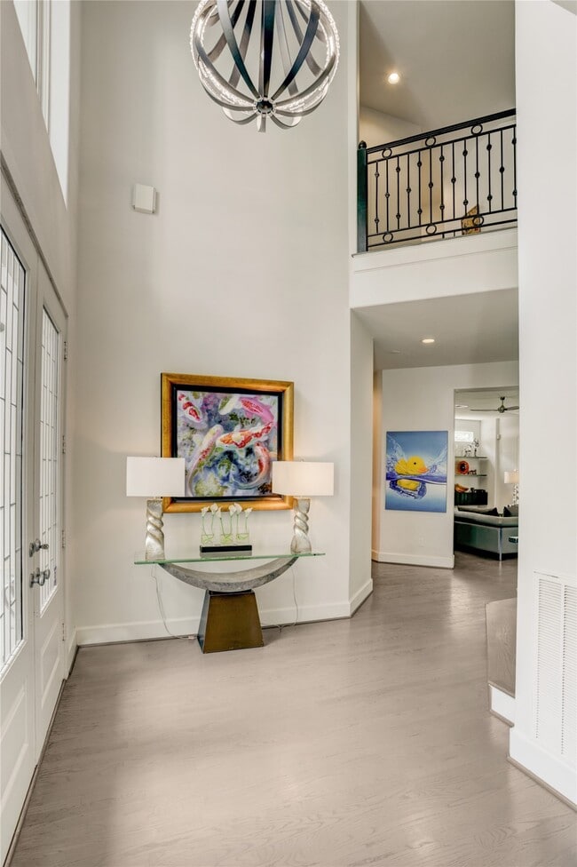 property at 4806 Wedgewood Dr
