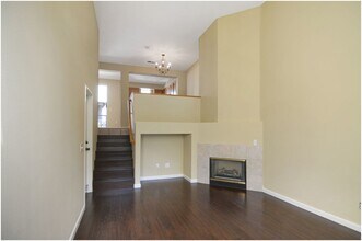 7 Warmspring Ln in Aliso Viejo, CA - Building Photo - Building Photo