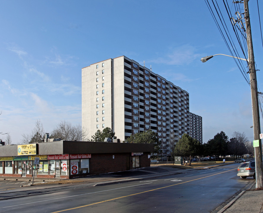 Concordia in Toronto, ON - Building Photo