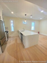 32 Putnam Ave, Unit #2 in Cambridge, MA - Foto de edificio - Building Photo