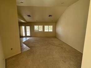 8520 Bolero Dr in Yucca Valley, CA - Building Photo - Building Photo