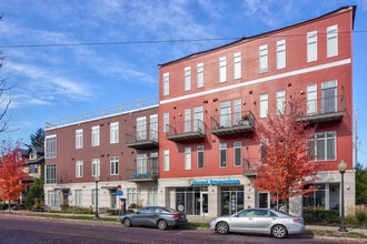 Eastown Flats in Grand Rapids, MI - Foto de edificio - Building Photo