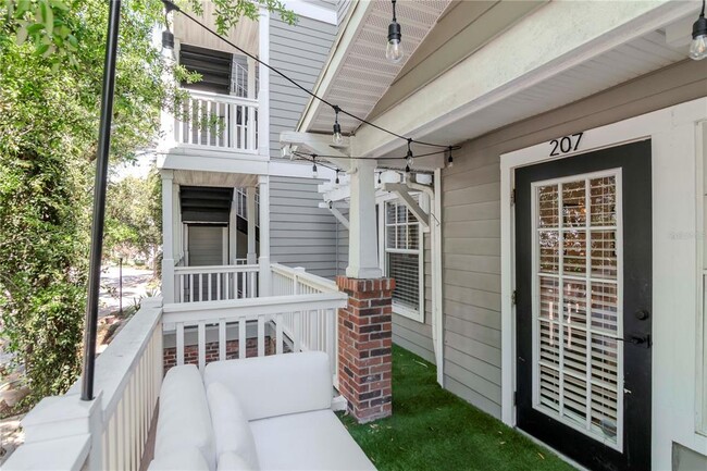 800 S Dakota Ave in Tampa, FL - Foto de edificio - Building Photo