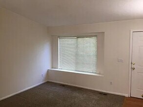10578 Hyacinth Ln in Littleton, CO - Building Photo - Building Photo