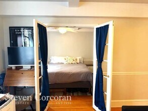 314 E 41st St in New York, NY - Building Photo - Building Photo