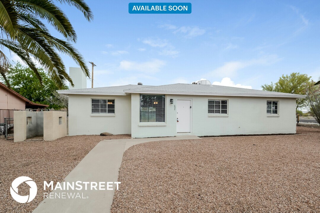 602 W Calle Medina in Tucson, AZ - Building Photo