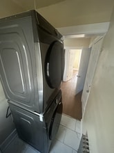 18 Roberts St in New Britain, CT - Building Photo - Building Photo