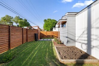 4325 Banister Ln in Austin, TX - Building Photo - Building Photo