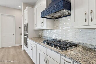 401 Marquesa Cir in Saint Johns, FL - Building Photo - Building Photo