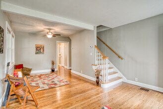 1000b Grandview Dr in Nashville, TN - Building Photo - Building Photo