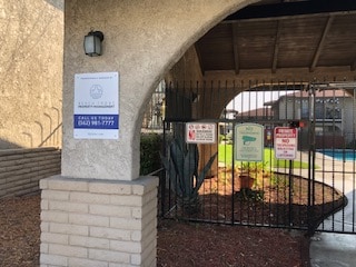 11330 La Mirada Blvd in Whittier, CA - Foto de edificio - Building Photo
