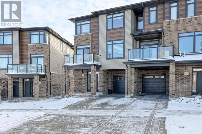 2612 Sheffield Blvd in London, ON - Building Photo - Building Photo