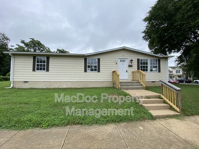 property at 900 White St