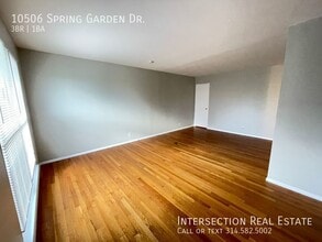 10506 Spring Garden Dr in St. Louis, MO - Building Photo - Building Photo