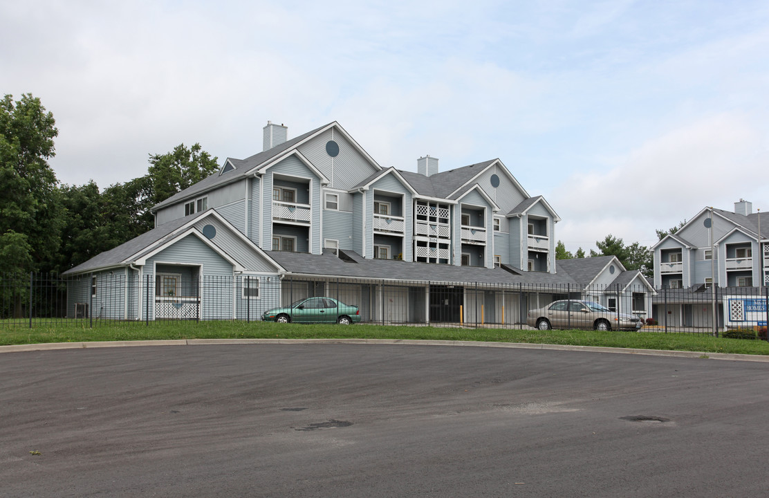 Metropolitan Homes Apartments in Kansas City, MO - Building Photo