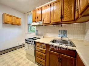 130 Edwin Pl in Asheville, NC - Building Photo - Building Photo