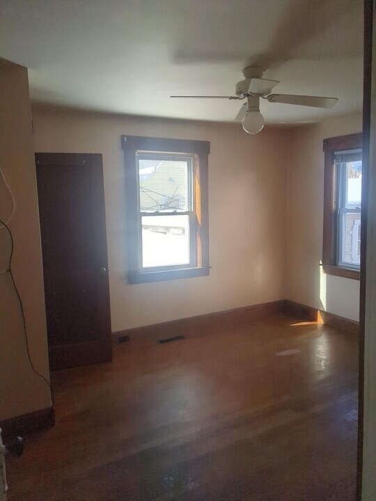 111 Walnut St in Nashua, NH - Building Photo