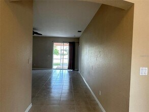 2761 Shady Ave in North Port, FL - Building Photo - Building Photo