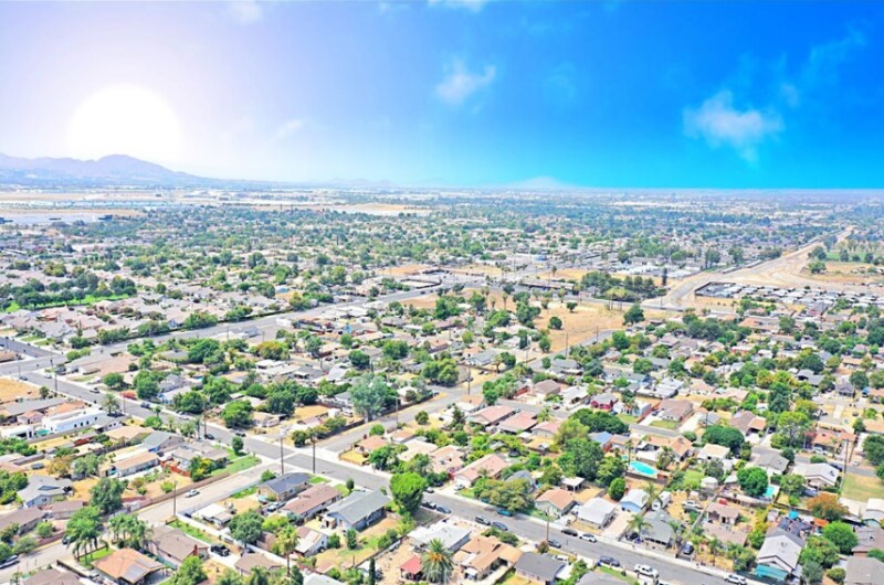 7111 Colwyn Ave in Highland, CA - Building Photo