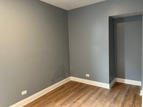 648 W 60th St in Chicago, IL - Building Photo - Building Photo