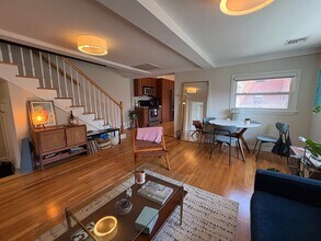 89 Thorndike St, Unit 3 in Cambridge, MA - Foto de edificio - Building Photo