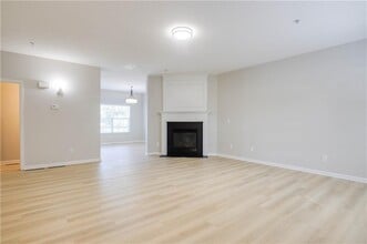 1200 Charleston Ct in Woodstock, GA - Building Photo - Building Photo