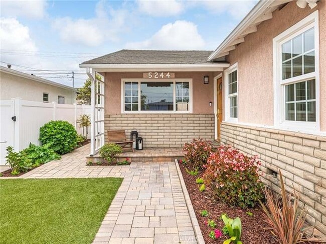 5244 W 137th Pl in Hawthorne, CA - Building Photo - Building Photo