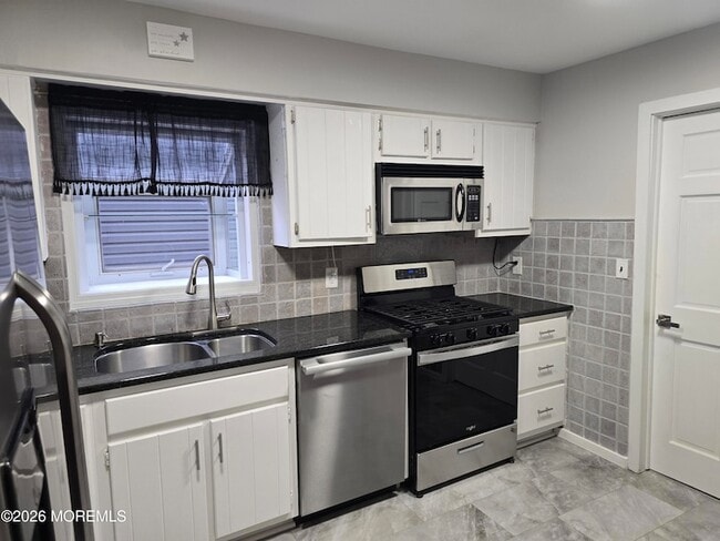 713 Buchanan St in Toms River, NJ - Building Photo - Building Photo