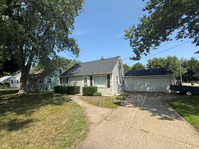 property at 359 Majestic St SE