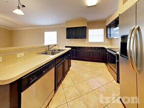 2865 Cayman Way in Orlando, FL - Building Photo - Building Photo