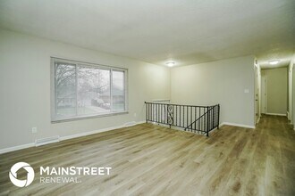 1273 Kildale Sq N in Columbus, OH - Building Photo - Building Photo