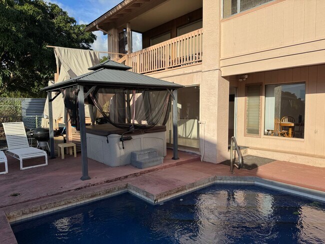 98-716-716 Naali'i St in Aiea, HI - Building Photo - Building Photo