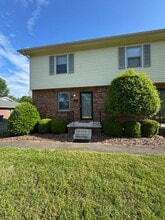 114 11th Ave NW in Hickory, NC - Building Photo - Building Photo