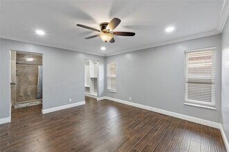 5820 NW 56th Pl in Tamarac, FL - Building Photo - Building Photo
