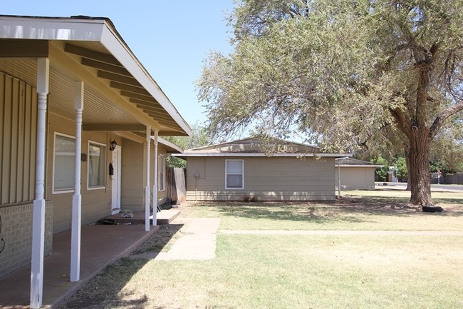 4802 Boston Ave in Lubbock, TX - Building Photo - Building Photo