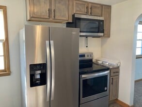 922 E 3rd St in Hastings, NE - Foto de edificio - Building Photo