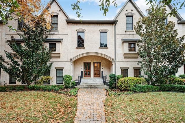 property at 4153 Hyer St