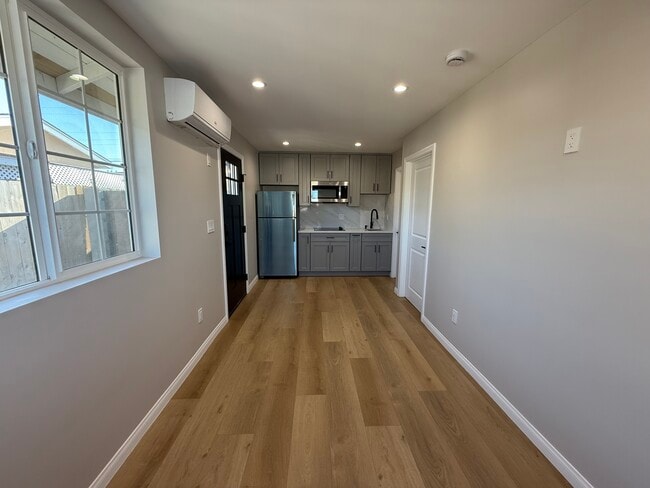 10932 McLennan Ave., Unit 10932 McLennan Ave