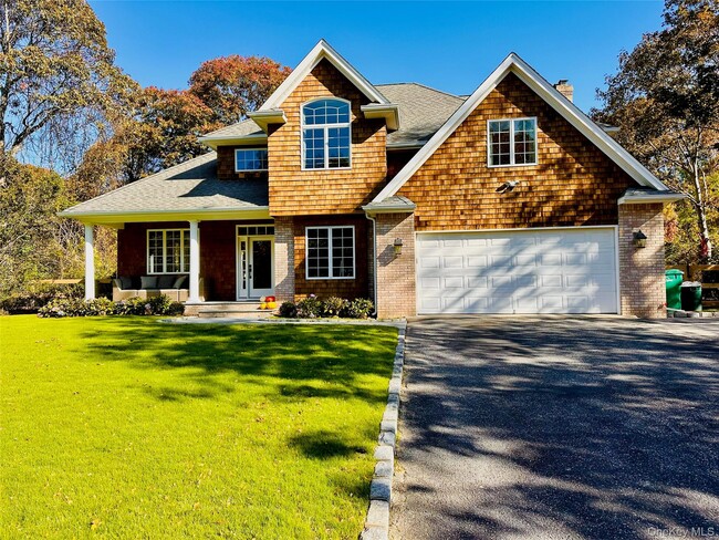 property at 10 Ginny Ln