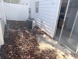 206 Kettering Way in Orange Park, FL - Building Photo