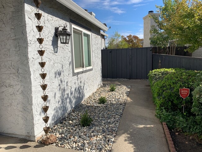 28 Wrangler Ct in Chico, CA - Building Photo - Building Photo