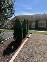 4832 Holbrook Dr in Charlotte, NC - Building Photo - Building Photo