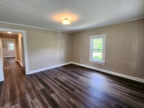 2511 Watauga Rd in Johnson City, TN - Building Photo - Building Photo