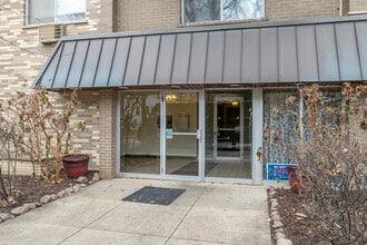 Heritage House in Forest Park, IL - Building Photo - Building Photo