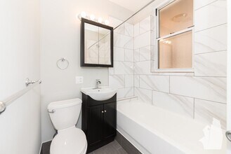 5059 N Damen Ave in Chicago, IL - Building Photo - Building Photo