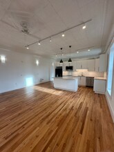 204 W Washington St in Monticello, IL - Building Photo - Building Photo