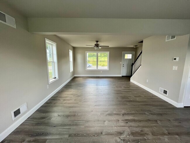 447 Smokering Dr in Robesonia, PA - Building Photo - Building Photo