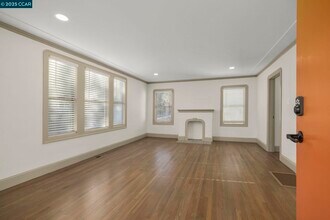 1016 Castro St in Martinez, CA - Building Photo - Building Photo