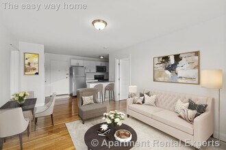 134 Summer St, Unit #7 in Malden, MA - Foto de edificio - Building Photo